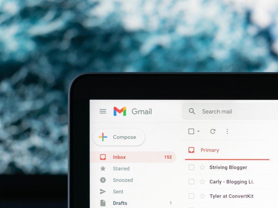 ميزات gmail